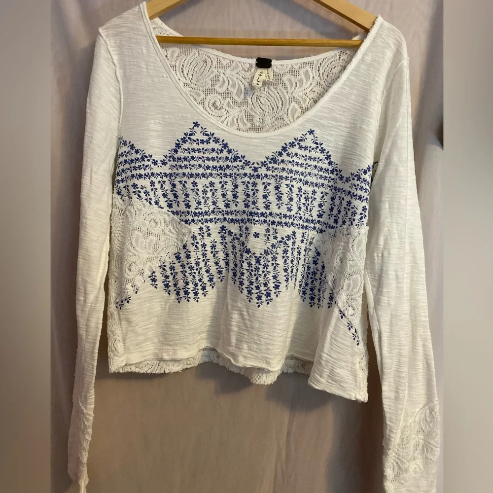 We The People+ Free People Crop Lace Tee - Picture 6 of 6